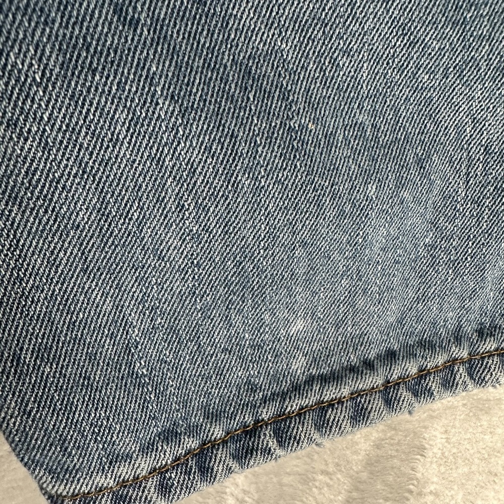 Levi's 550 Relaxed Fit Jeans Men's Size 40x29 Distressed Denim Medium Wash - Picture 13 of 16